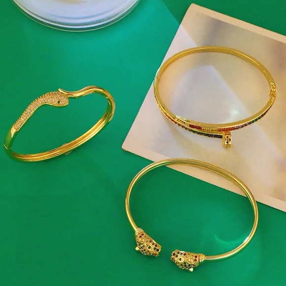 18k Gold Plated Stainless Steel AAA CZ Snake Bangle Bracelet Emerald Green Eyes - Picture 4 of 4